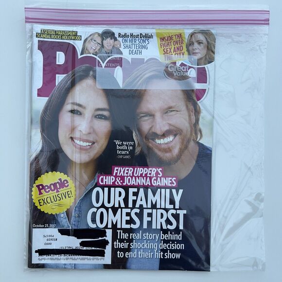 People Magazine October 23, 2017 Chip & Joanna Gaines - Picture 1 of 6
